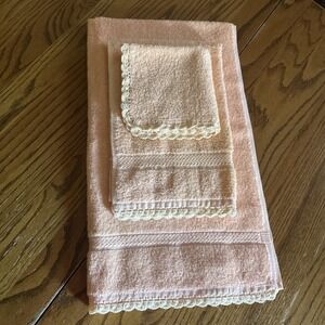 Vintage Tastemaker By Stevens Bath Towel Set Hand & Face Peach Crochet Trim